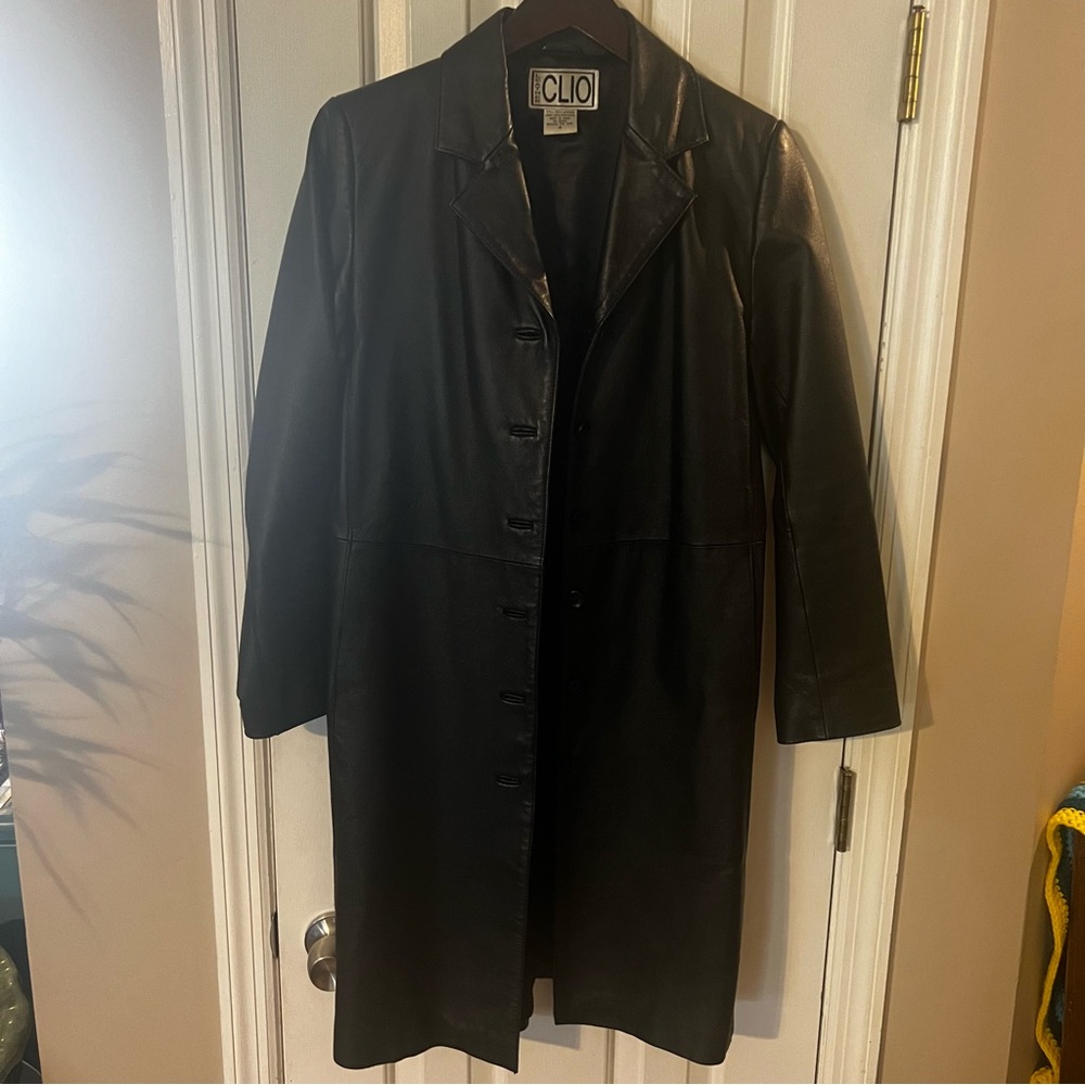 Vintage Clio Women's Elegant Black Leather Jacket 90s